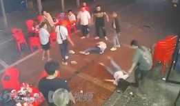 小伙爆料唐山打人视频,小伙勇敢曝光，现场视频引发社会关注