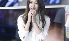 郑秀晶爆料姐姐谈恋爱视频,甜蜜视频曝光，甜蜜瞬间引粉丝热议