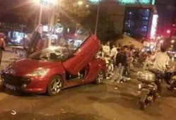 地摊车爆料视频,揭秘街头巷尾的神秘故事