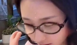 德华爆料女主播视频播放,德华爆料引发网络热议