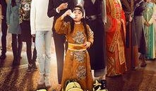 拐个皇帝回现代全集在线观看